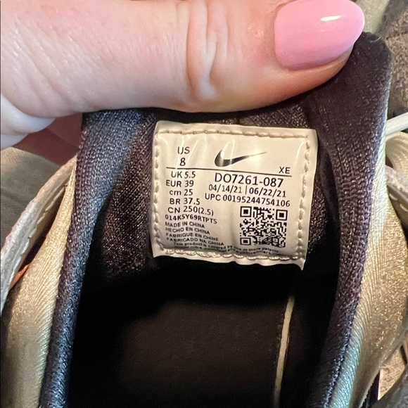 Nike Air Huarache Sneakers - Picture 6 of 6